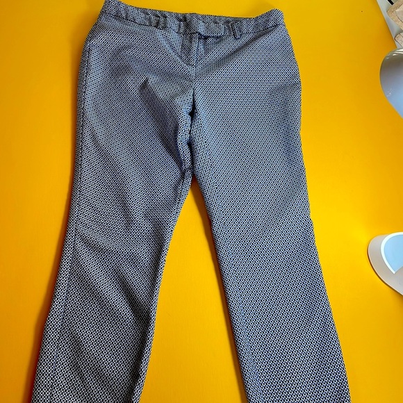 Kenar womenswear trousers size 4 straight legs pockets in rear - Picture 5 of 5